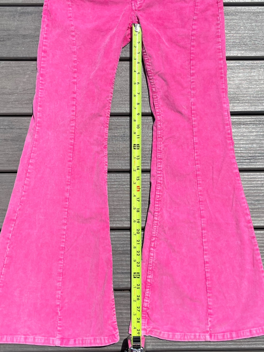 BDG; Hot 'Barbie' Pink; Low Rise; Extreme Flare Jeans; Classic Five-Pocket; US31 - Picture 10 of 12